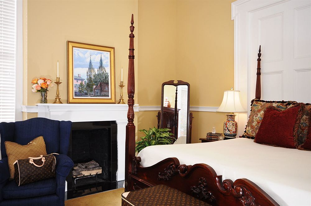 The Presidents' Quarters Inn Savannah Extérieur photo